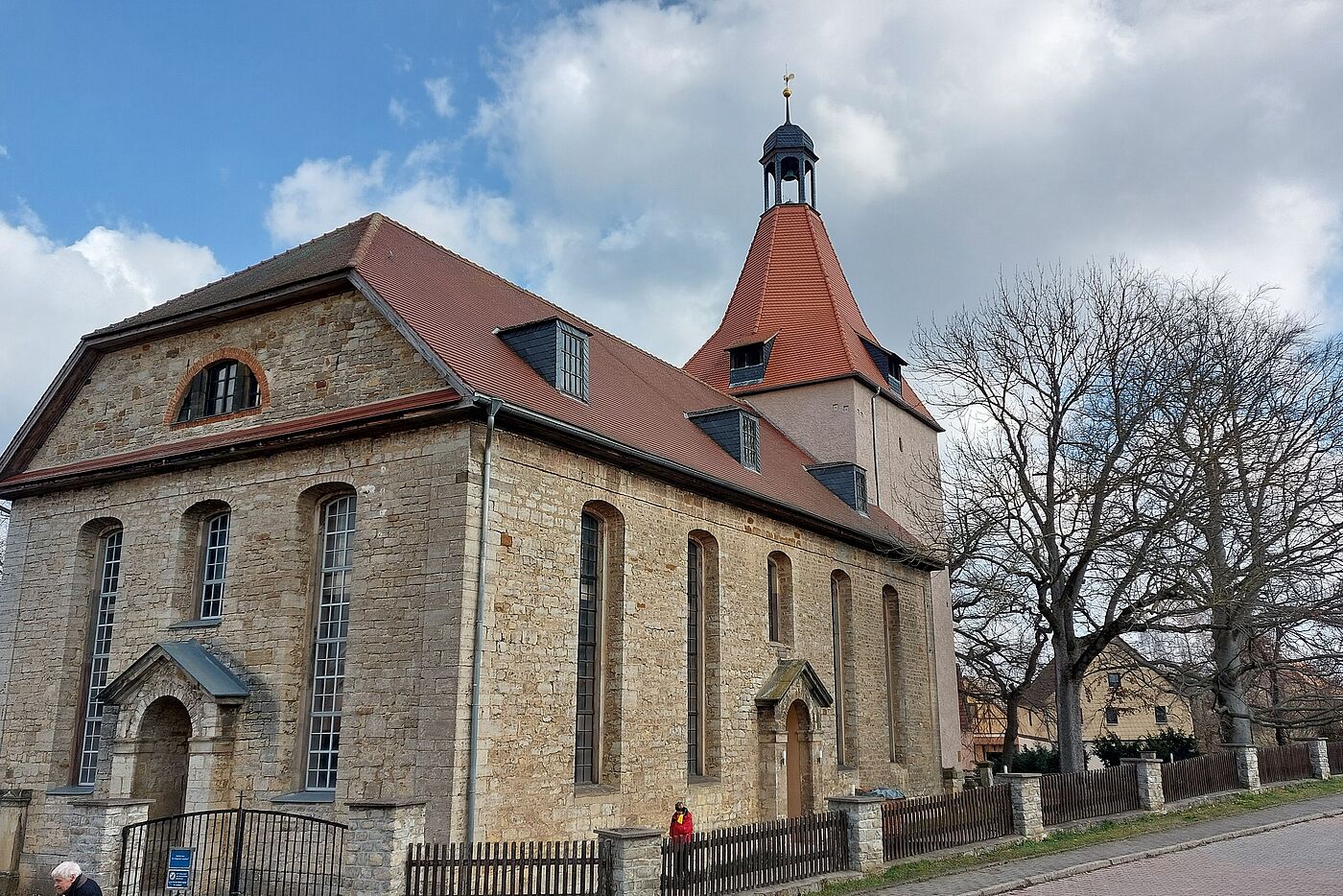 Ansicht der Kirche St. Vitus in Hopfgarten.