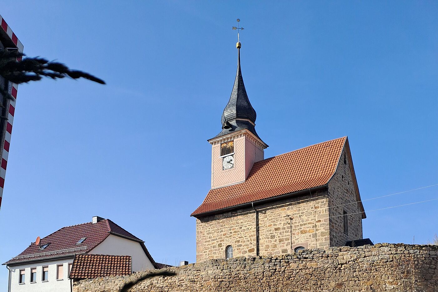 10.8.2025: Kirche in Wipfra