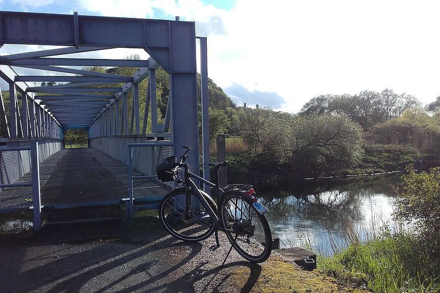 Das Blaue Wunder Bis zur Landesgrenze am Blauen Wunder ist der Radweg geplant