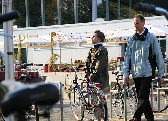 Fahrraddiebstahl_Jens Lehmkuehler Fahrraddiebstahl leicht gemacht mit billigen Schlössern.